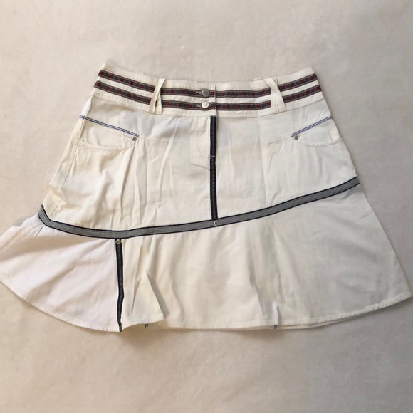 NWT original Oilily white and cream denim skirt with navy embroidery - Picture 2 of 16